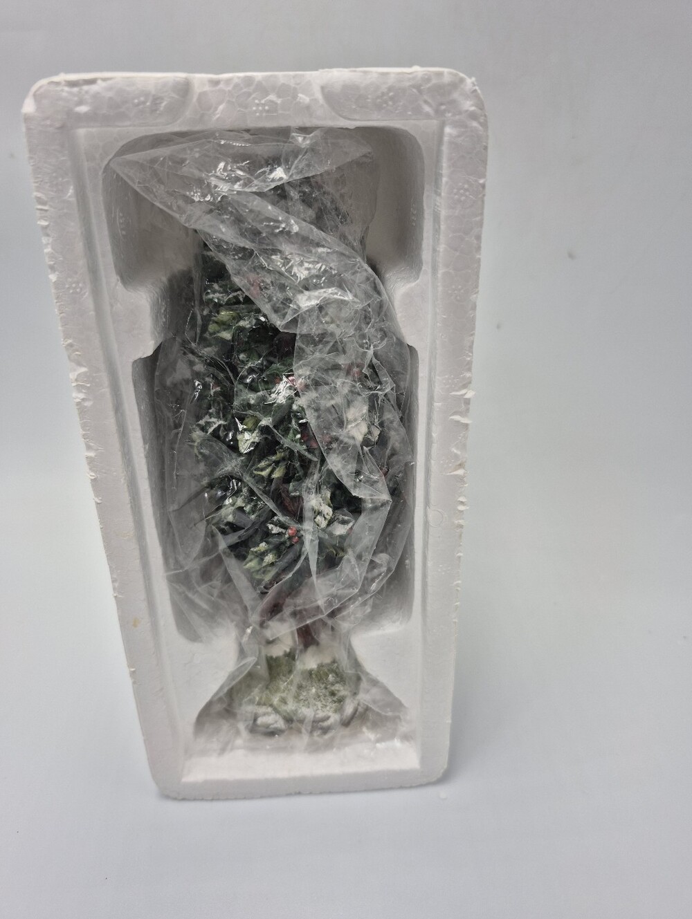 Department 56 stone holly tree